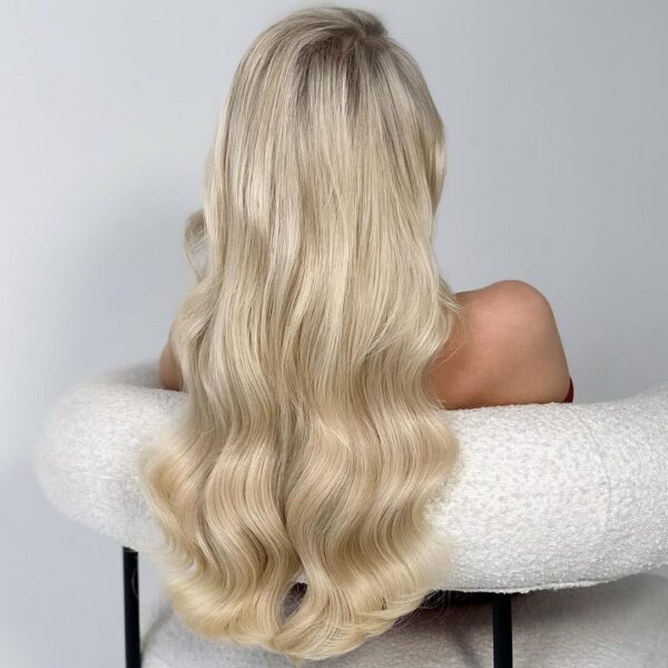 24” Seamless Clip Ins 180 grams – Baby Ice - Image 4